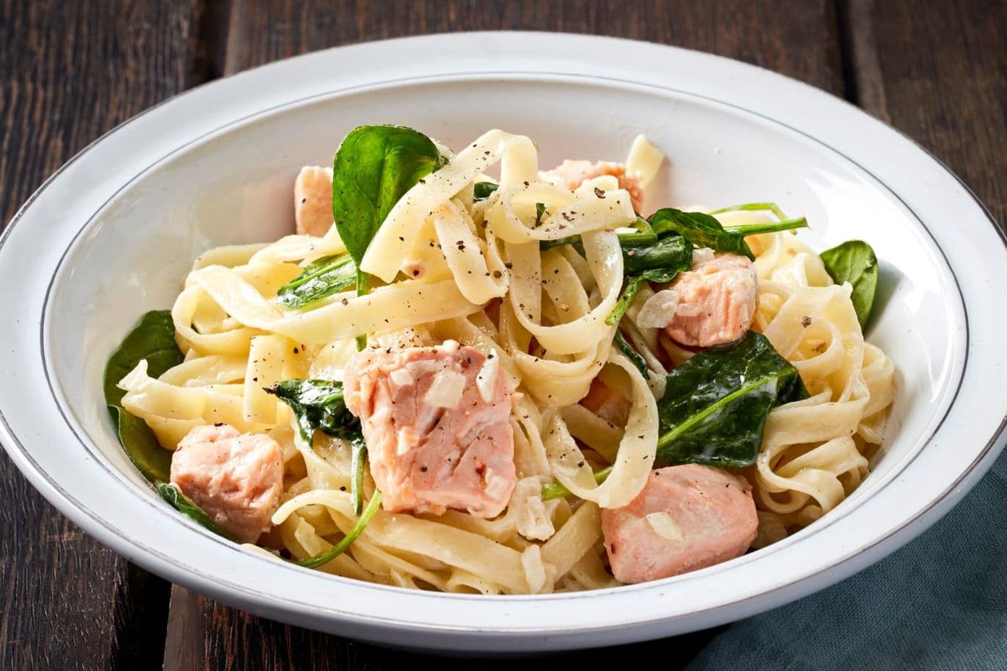 Linguine al Lachs